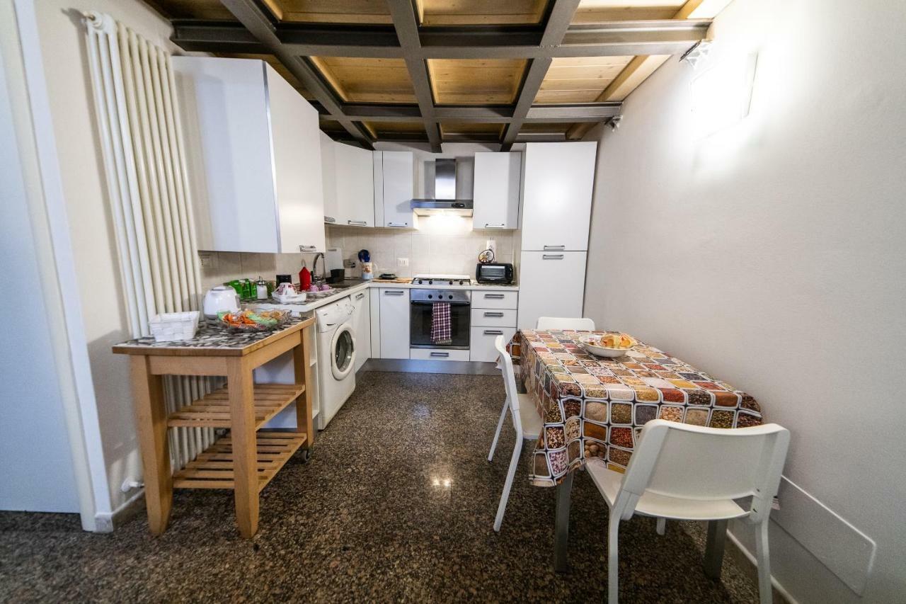 ボローニャAnais' Loft- Osp. Sant'Orsola-Fieraアパートメント エクステリア 写真
